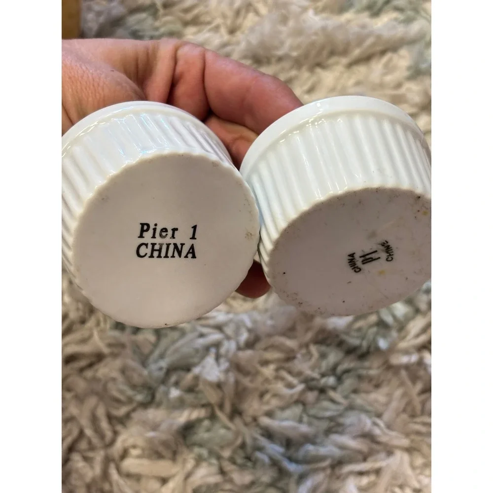 Pier 1 Imports White Porcelain Ramekins and Scalloped Dish Set 3 Piece